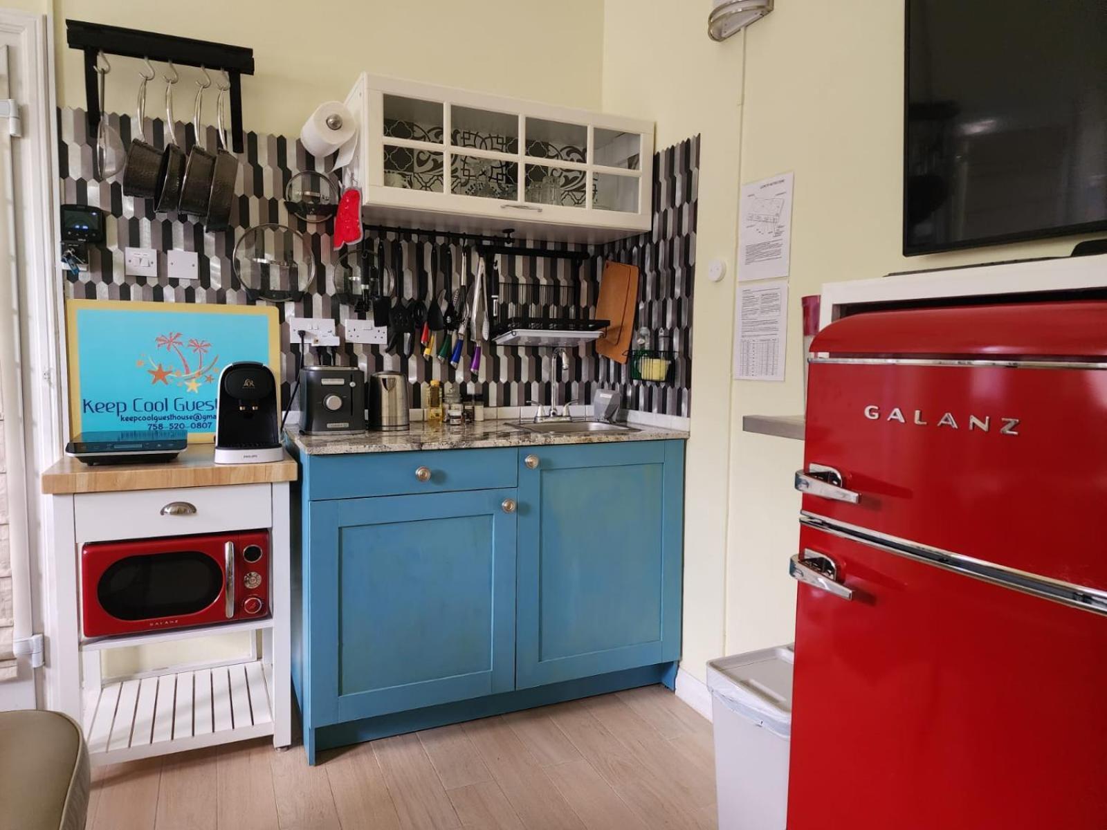 Keep Cool Guesthouse Gros Islet Eksteriør bilde