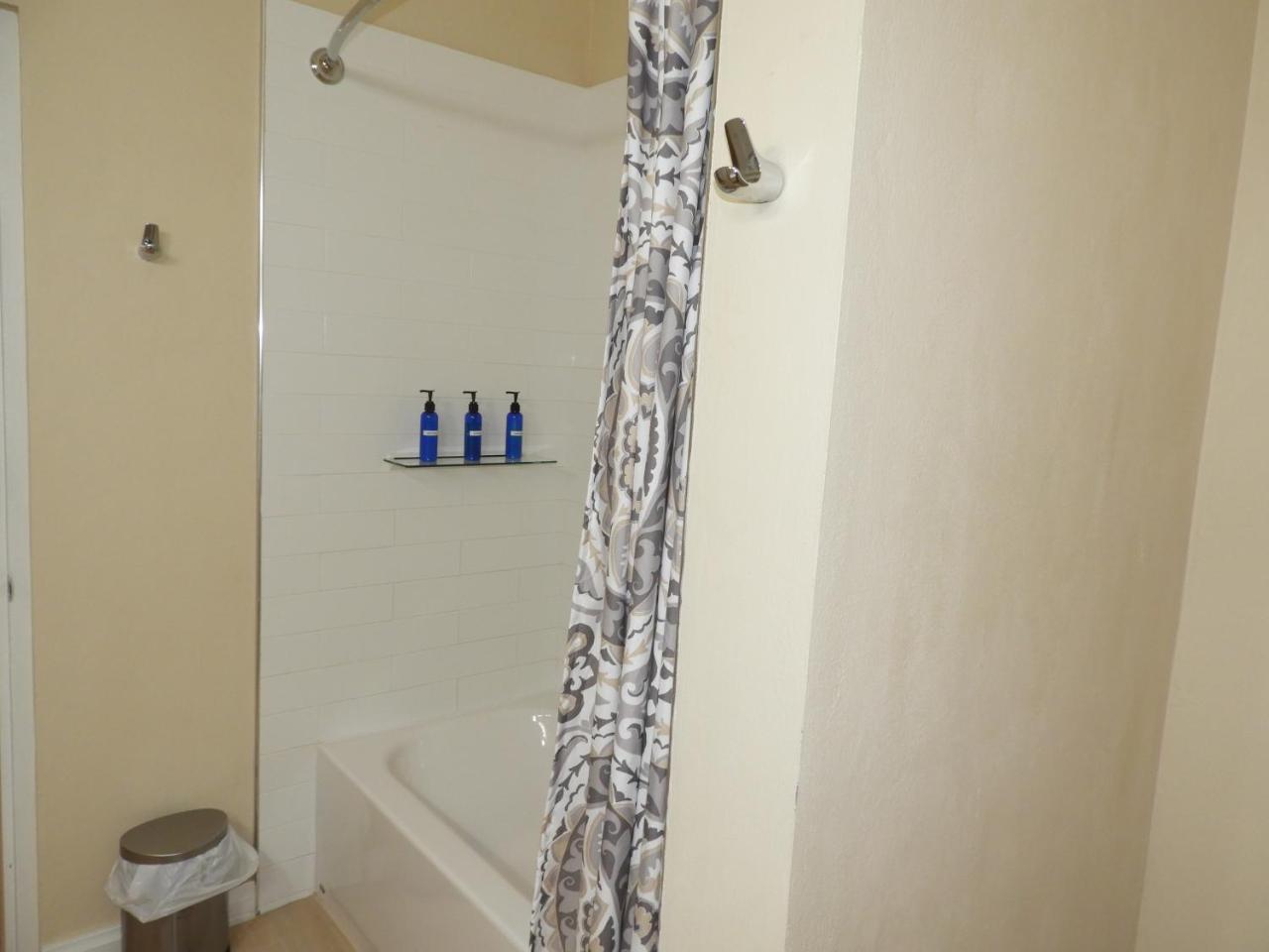 Keep Cool Guesthouse Gros Islet Eksteriør bilde