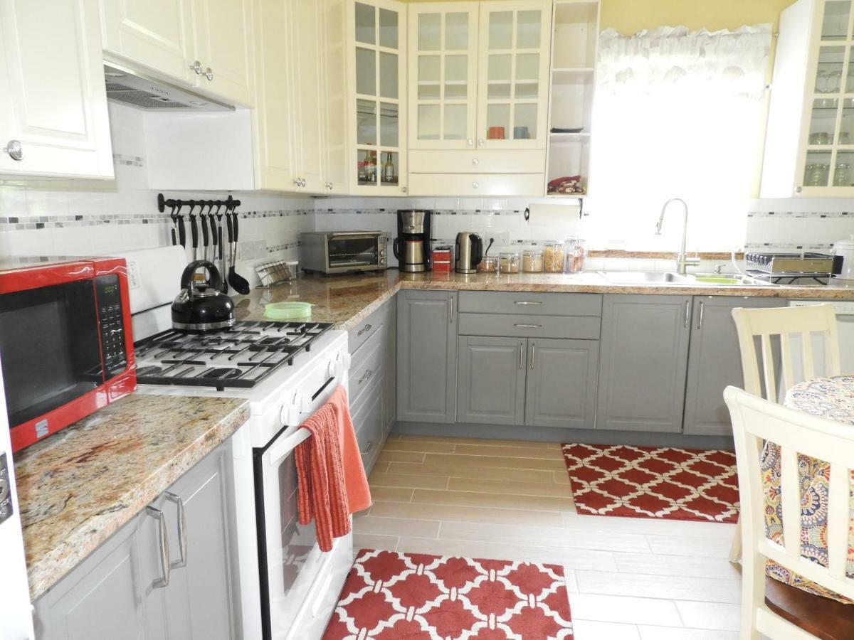 Keep Cool Guesthouse Gros Islet Eksteriør bilde